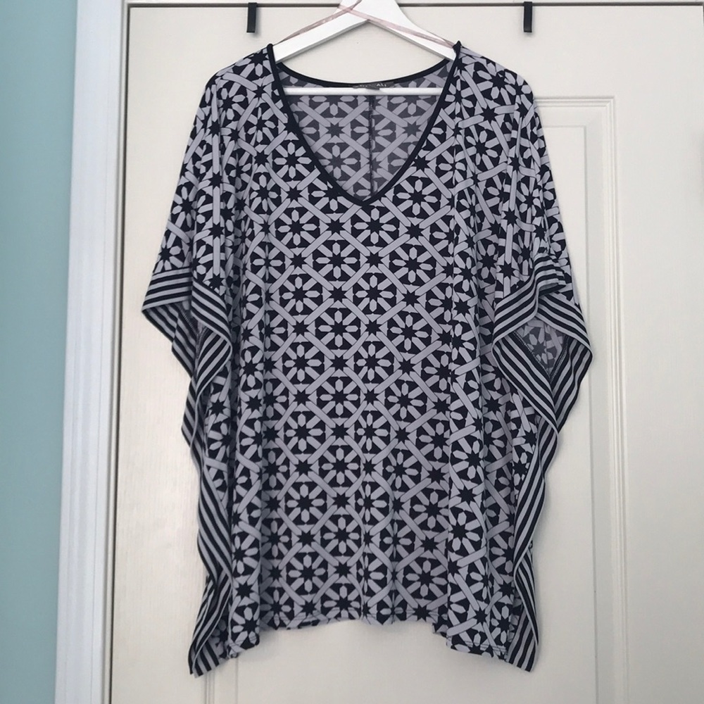 Roz & Ali Blouse👕